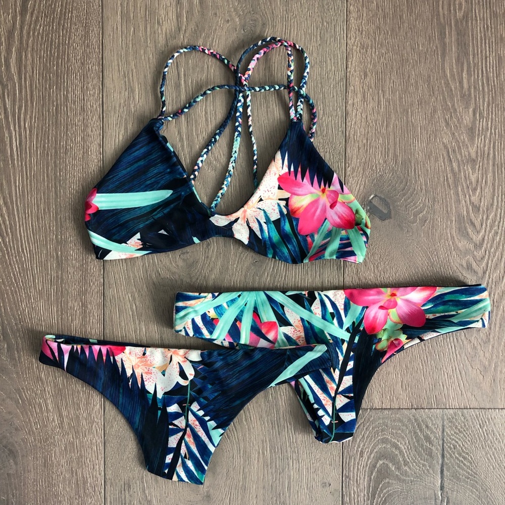 STONE FOX SWIM Black Ginger Bikini Set